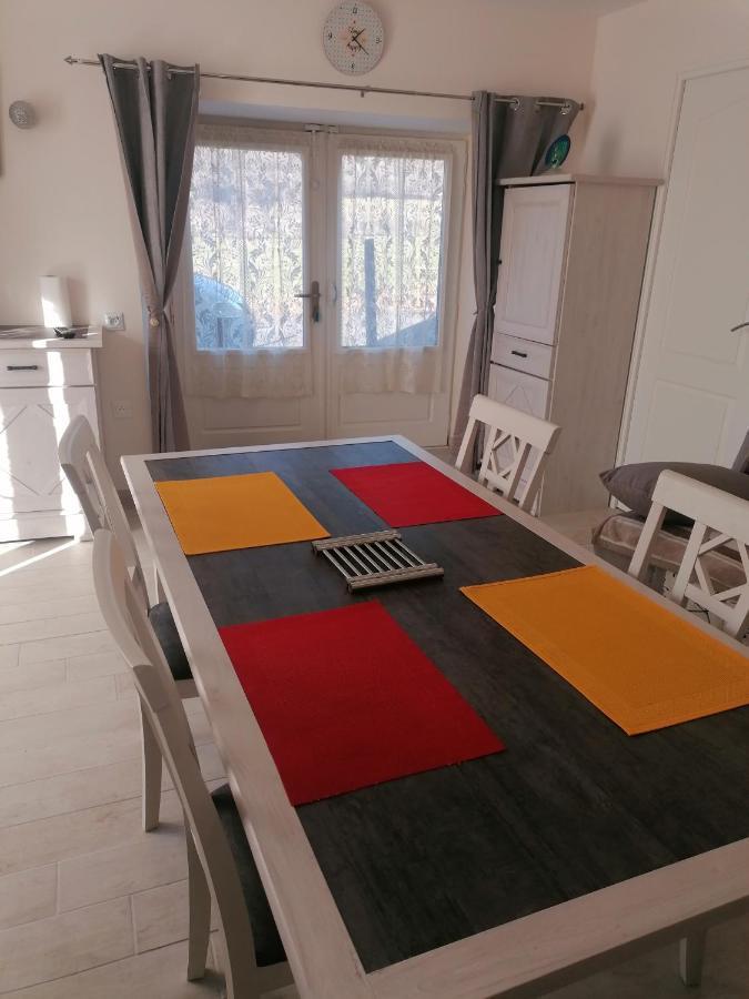 Appartamento La Basse-Cour Vic-sur-Cère Esterno foto
